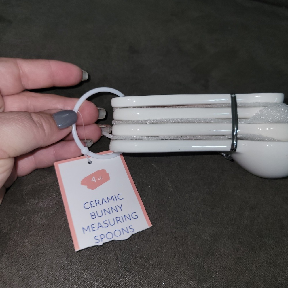 Ceramic Bunny Rabbit Ears Measuring Spoons - Picture 7 of 10